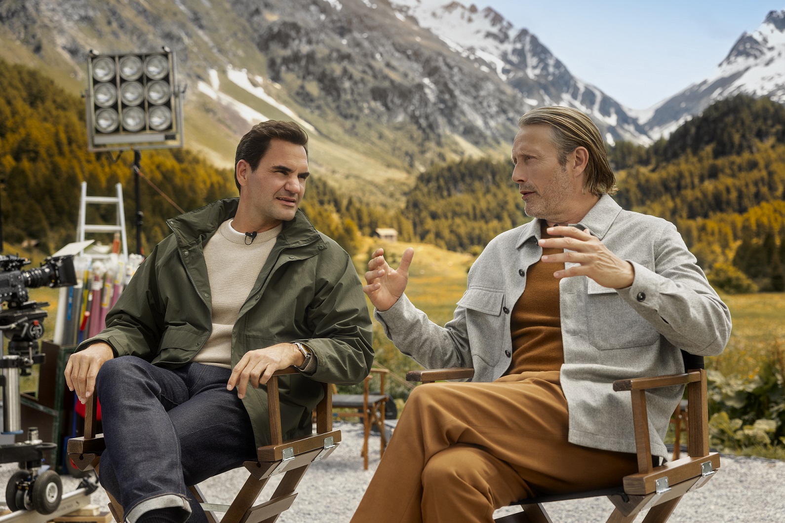 Roger Federer und Mads Mikkelsen