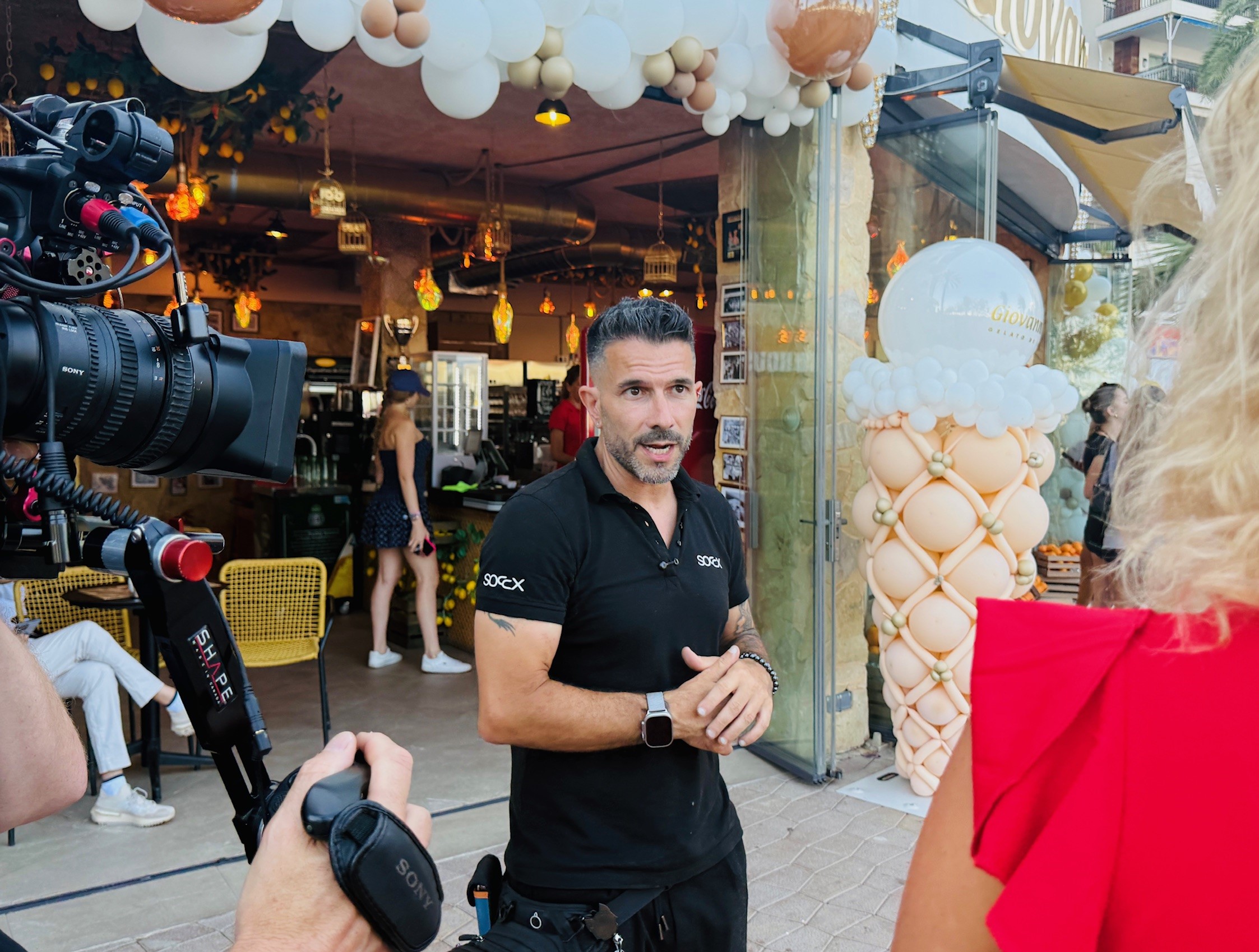 Marc Terenzi vor seiner Eisdiele in Palma de Mallorca