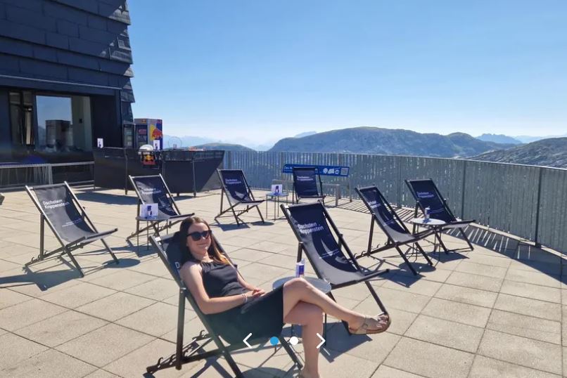 chterrasse des Bergrestaurants Dachstein Krippenstein