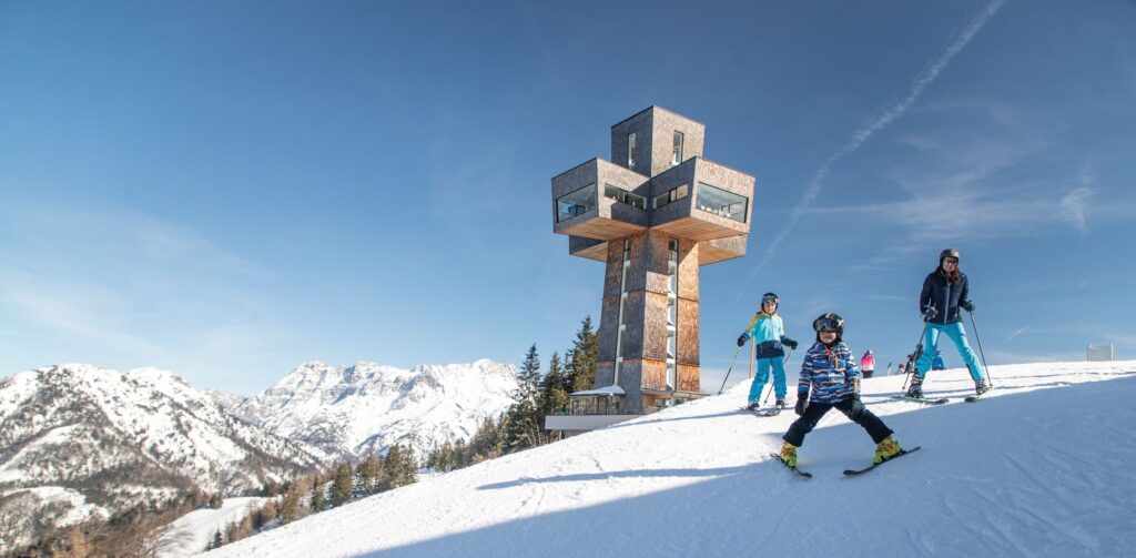 Skigebiet Buchensteinwand: Hier mit dem Jakobskreuz (Foto: Defrancesco)