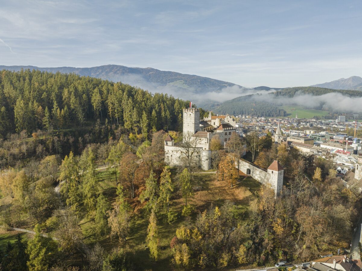 Bruneck - die einzige Stadt der Dolomitenregion